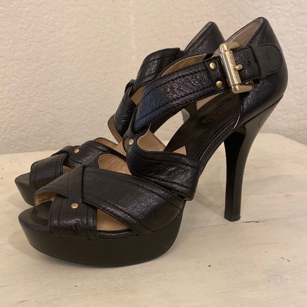 MICHAEL by Michael Kors Heels. Size 7.5. Color black